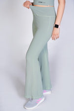 Supreme (Top + Legging) - Pistachio