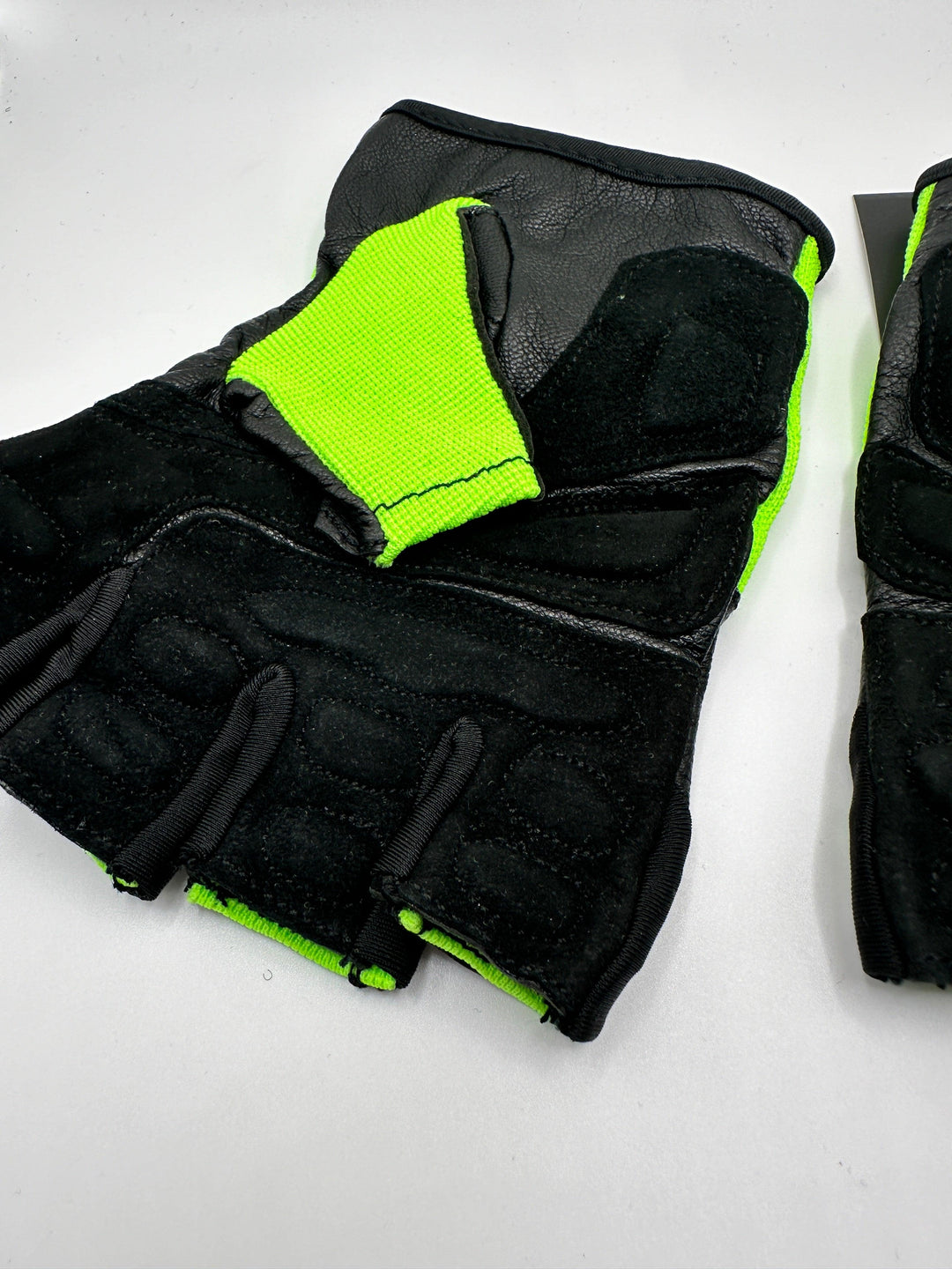 Men's Protector Gloves - Neon - GYMRUN Activewear
