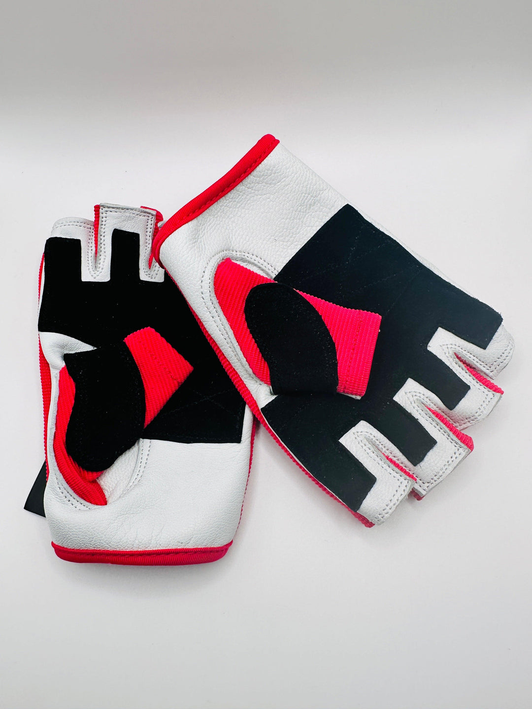 Women's Ultimate Gloves - Magenta - GYMRUN Activewear