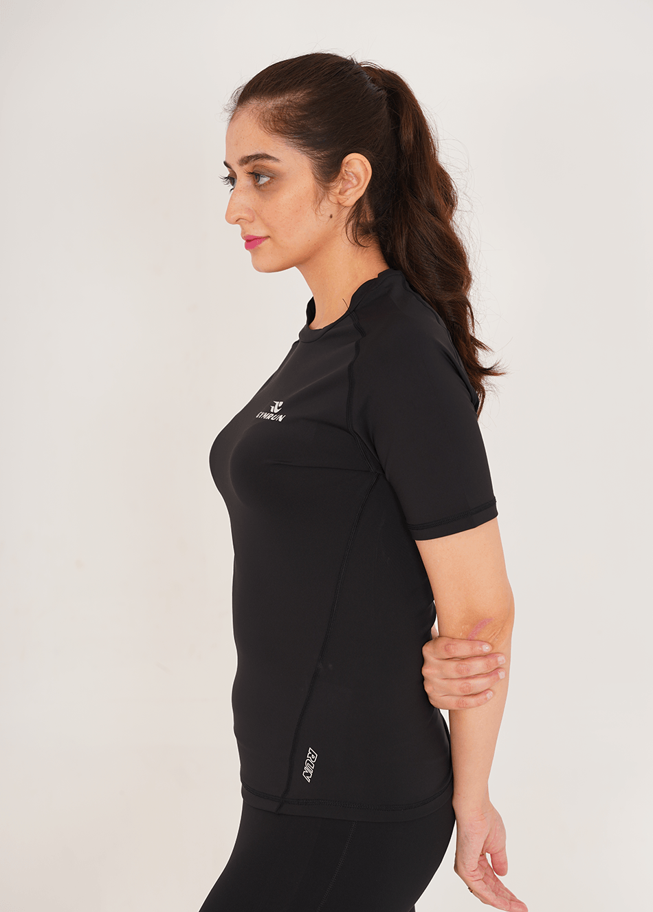 Seamless Dry-Fit Shirt