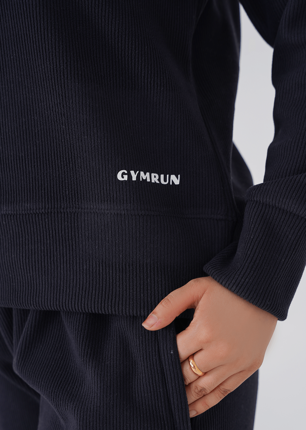 Softstreme Perfectly Oversized Cropped Crew - Black