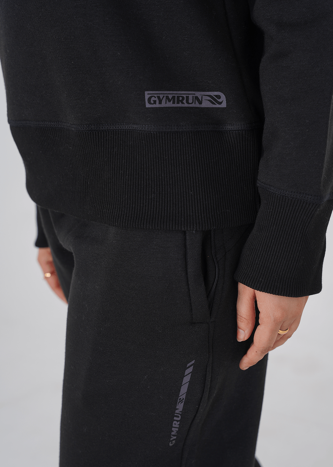 Supreme Round Neck Sweat Shirt - Black