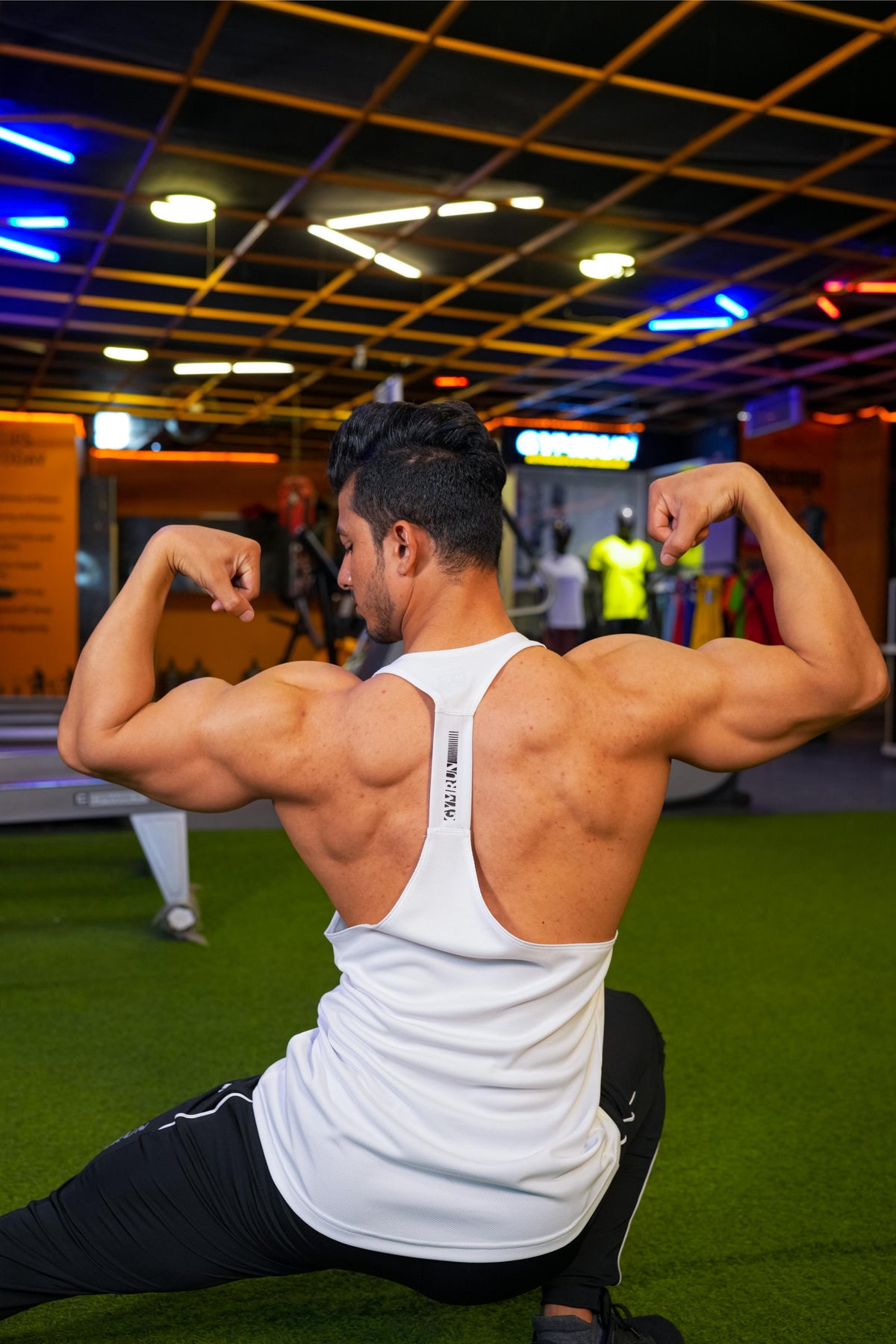 Iconic Training Stringer - White - GYMRUN Activewear