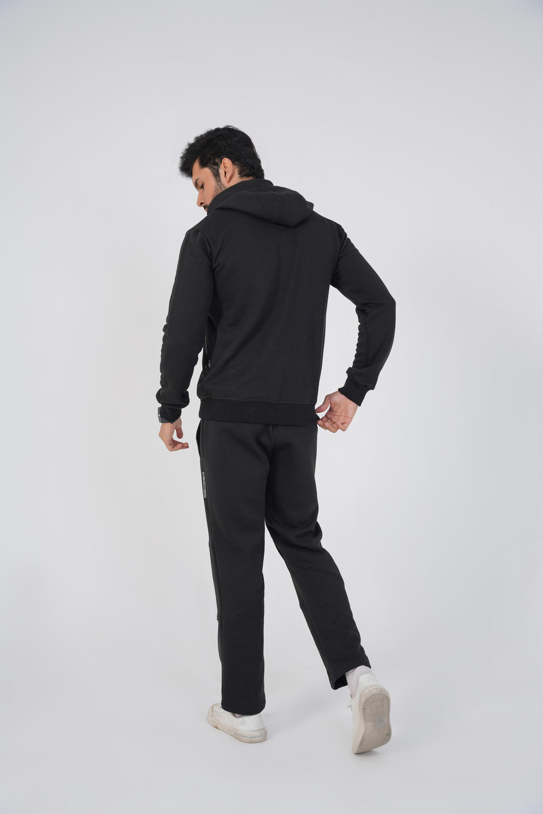 Crest Jogger