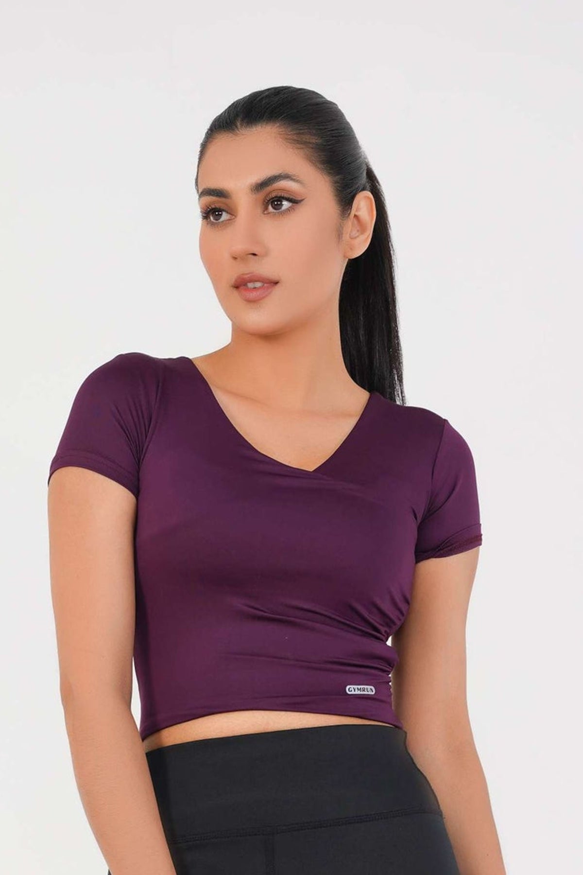 V Neck Cropped T-Shirt - Deep Plum