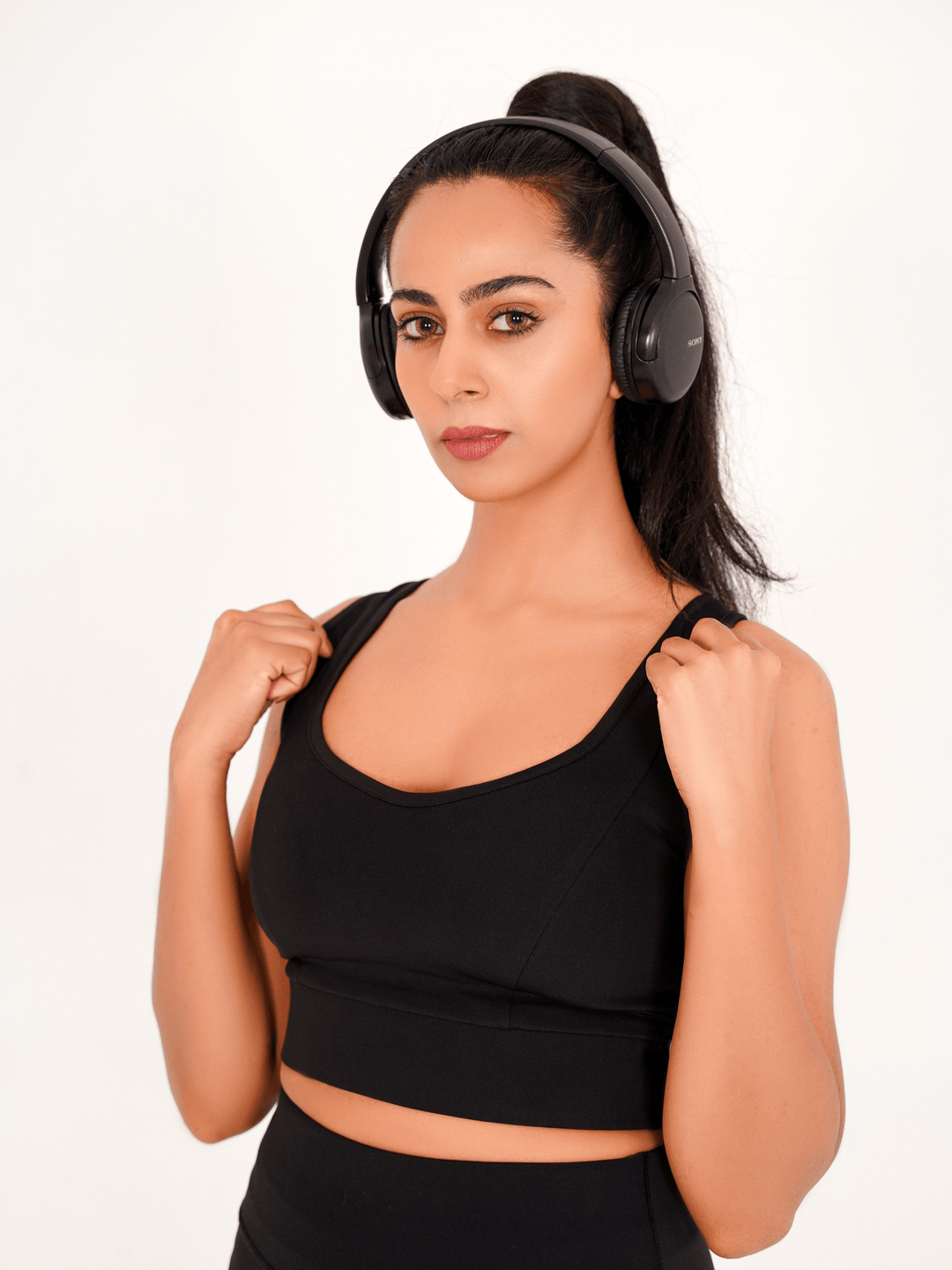 Pro-Fit Padding Sports Bra - Black - GYMRUN Activewear