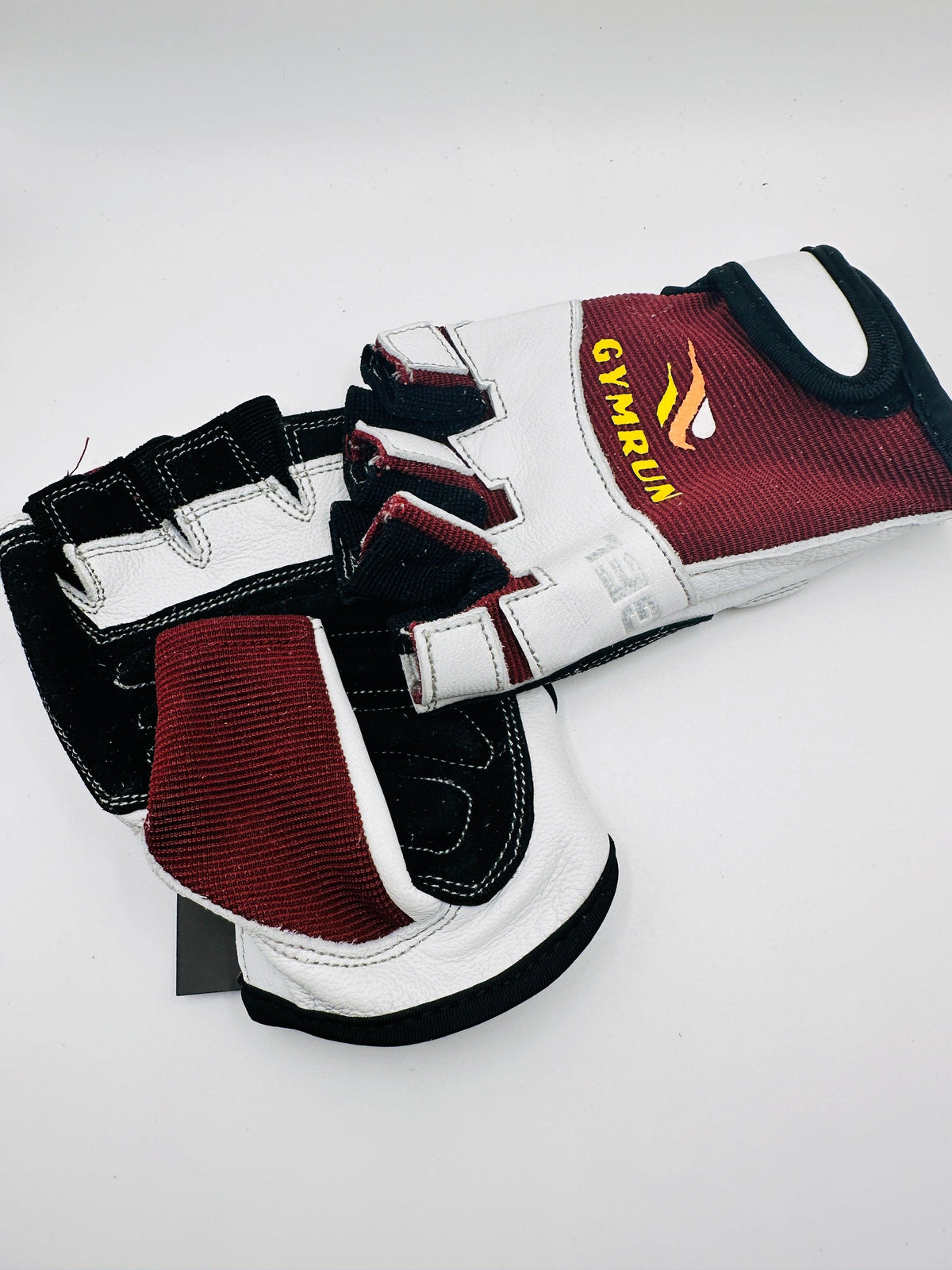 Women's High Performance Gel Gloves - Maroon - GYMRUN Activewear