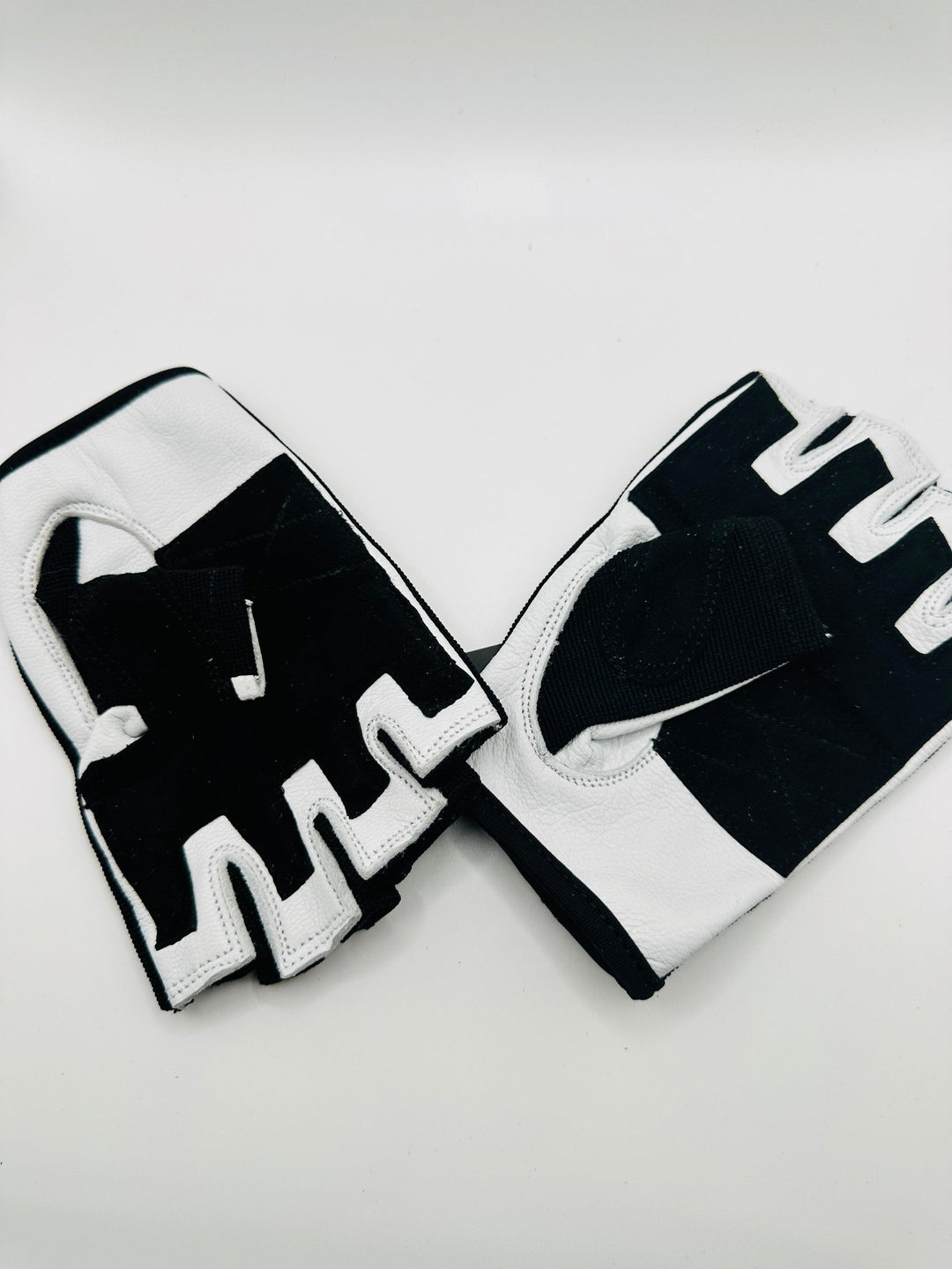 Women's Ultimate Gloves - Black - GYMRUN Activewear